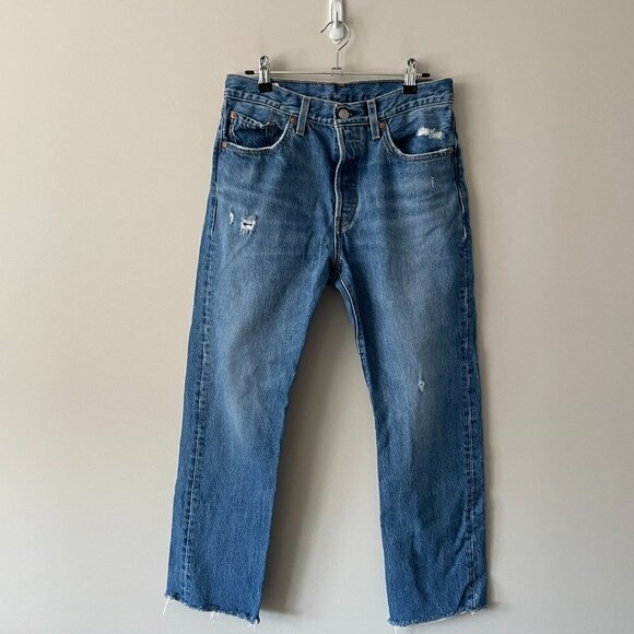 Levi's 501 Cropped High Rise Button Fly Waist Denim Medium Wash Jeans Blue 28 - Picture 2 of 10